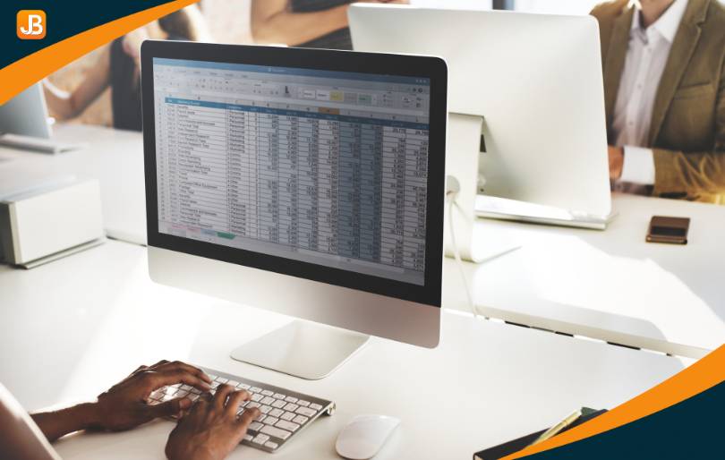 Why Should You Switch From Manual Invoicing to Automated Billing Systems?