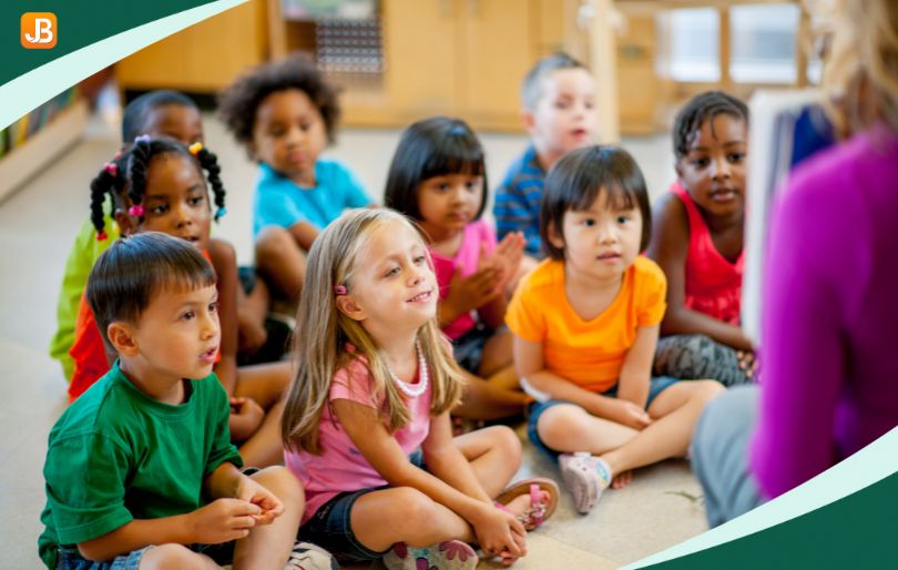 Inside-Outside Circle: An engaging student activity for discussions in online and in-person classes.