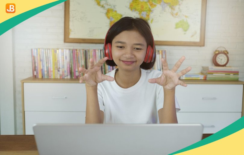 Supporting Students in Virtual Settings