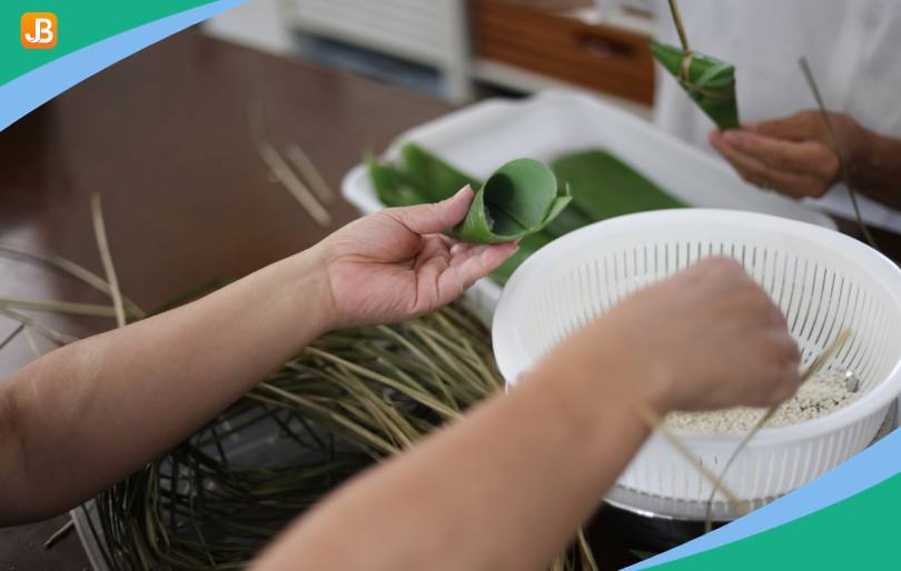 Nature-based camping crafts