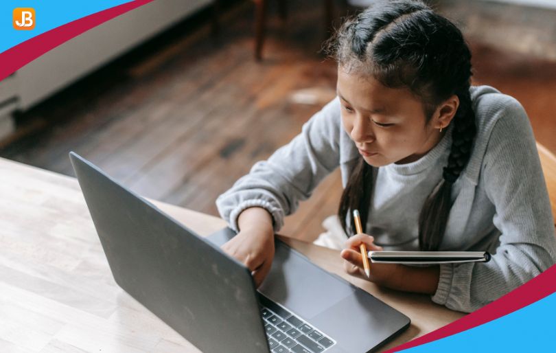 What Should a Sports Registration Form Include?